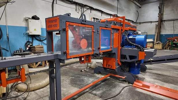  Фрезерно-брусующий станок Триумф УФБ-430