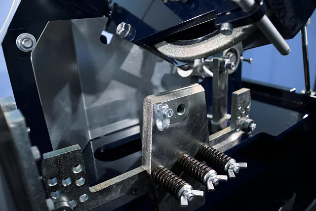 Боразоновый станок для заточки широких ленточных пил ПЗСЛ 80/150