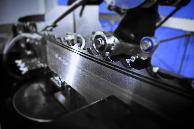 Боразоновый станок для заточки широких ленточных пил ПЗСЛ 80/150