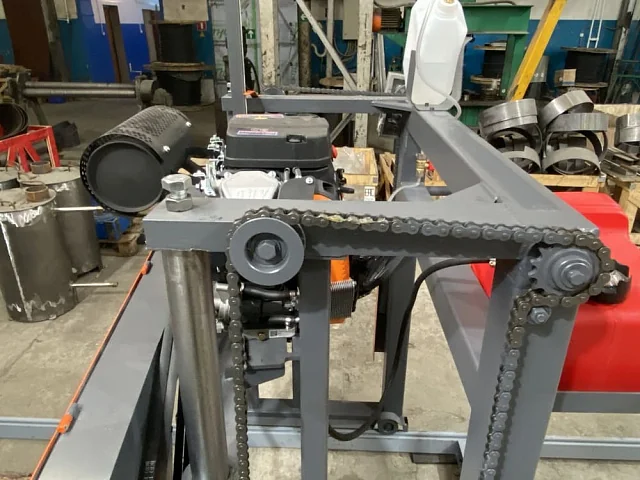 Ленточная пилорама Триумф 900 бензиновым двигателем Нonda (13 л.с.)