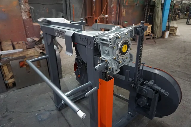 Дизельная ленточная пилорама Триумф (700) Лифан (12 л.с.)